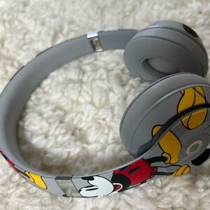 Beats Solo3 Mickey Mouse